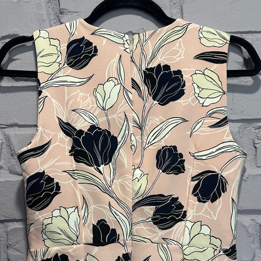 NWOT Floral Sleeveless Dress - Black and Cream size 2P - Picture 5 of 11